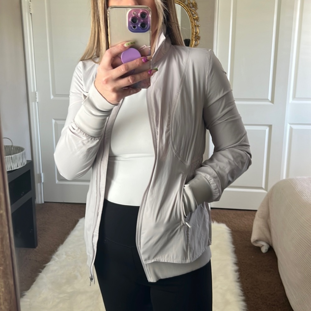 GENTLY USED, wore about 5-7 times,LuluLemon Grey Lightweight Jacket Size 4
